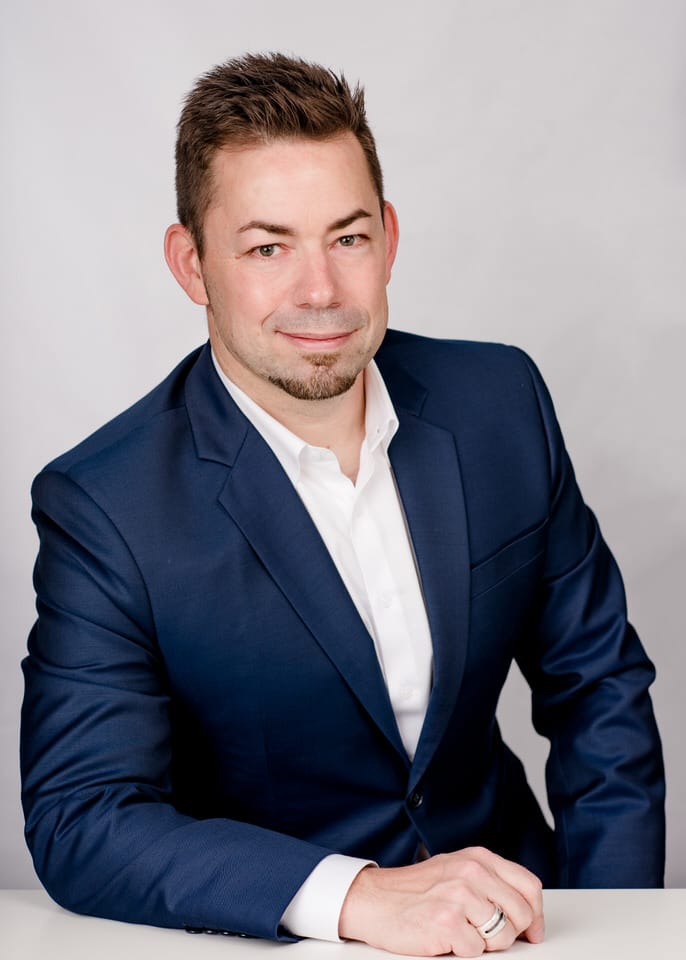 Business Portrait Patrizio Rusconi &ndash; Studio Shooting ElfiRASSER Z&uuml;rich 2019