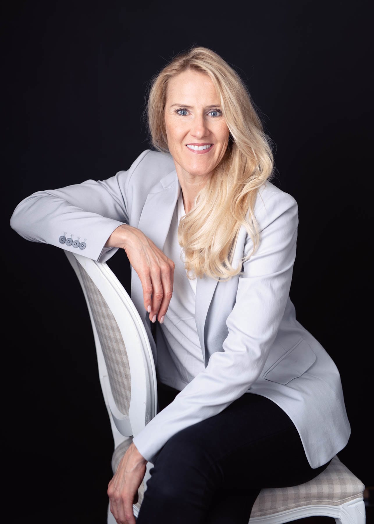 Business Portraits elfirasser.com klein C 81 Personal Branding Eveline Zoccolillo Küsnacht Zürich - ElfiRASSER