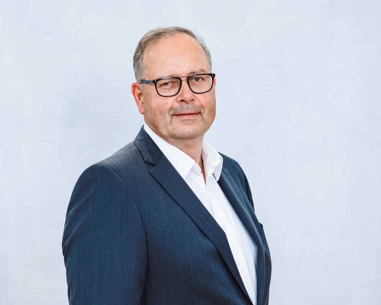 businessportraits uai Verwaltungsrat und Geschäftsleitung der Gurit Service AG Business Portraits - elfiRASSER